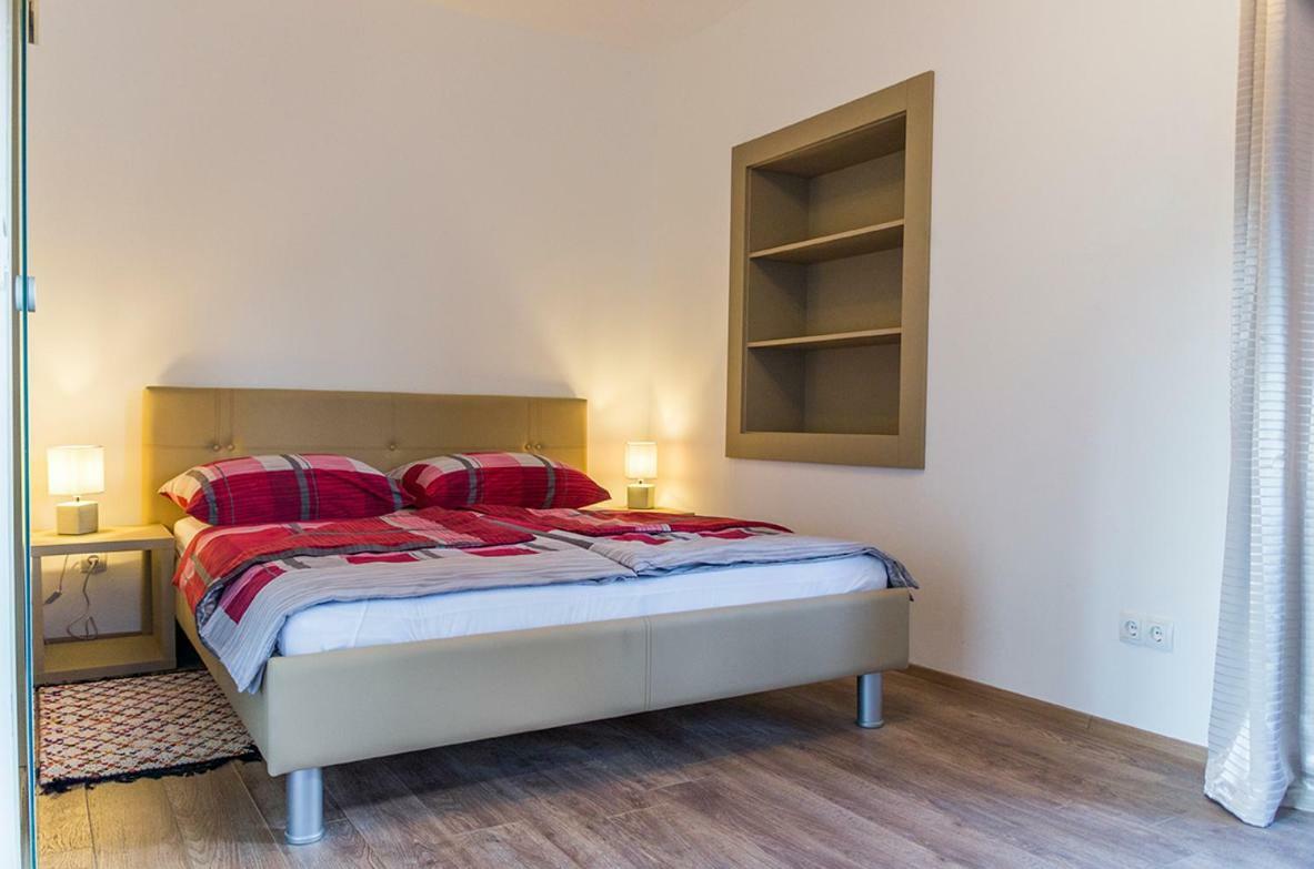 Guesthouse Klaudia Οπατία Εξωτερικό φωτογραφία