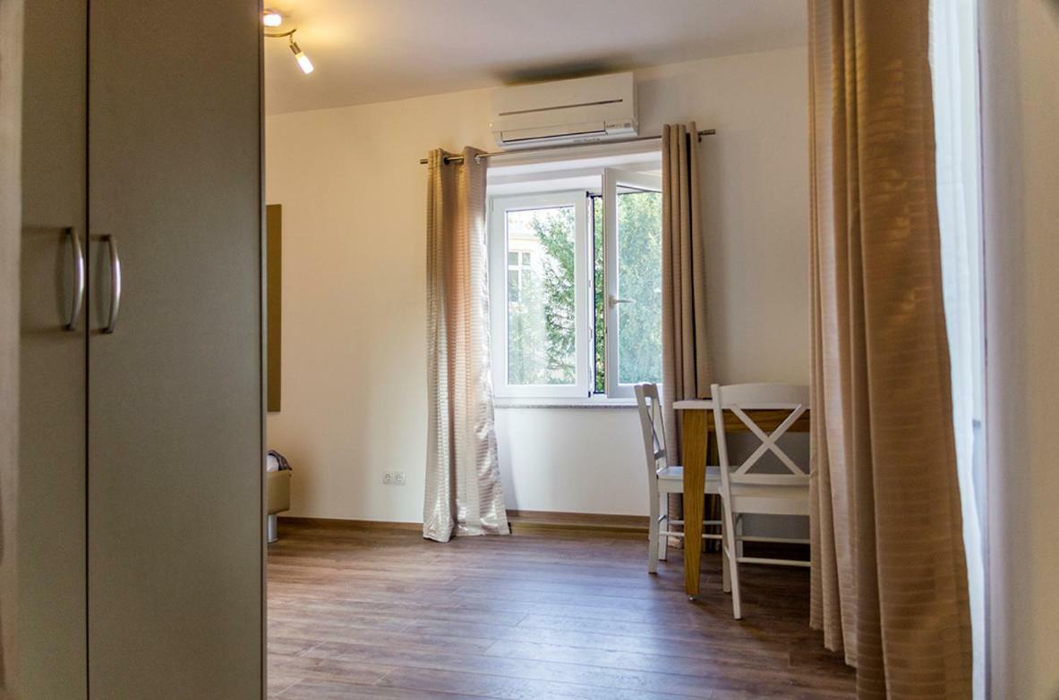 Guesthouse Klaudia Οπατία Εξωτερικό φωτογραφία